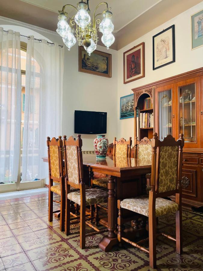 Appartamento Retro-Chic In La Spezia Buitenkant foto