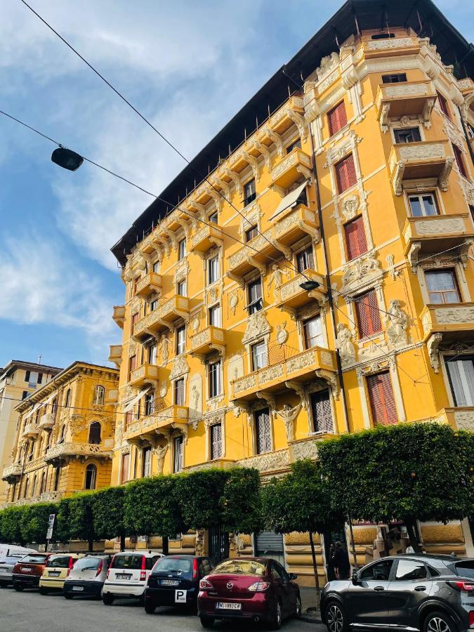 Appartamento Retro-Chic In La Spezia Buitenkant foto