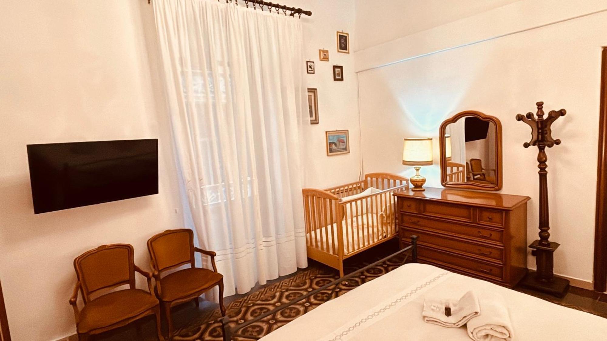 Appartamento Retro-Chic In La Spezia Buitenkant foto
