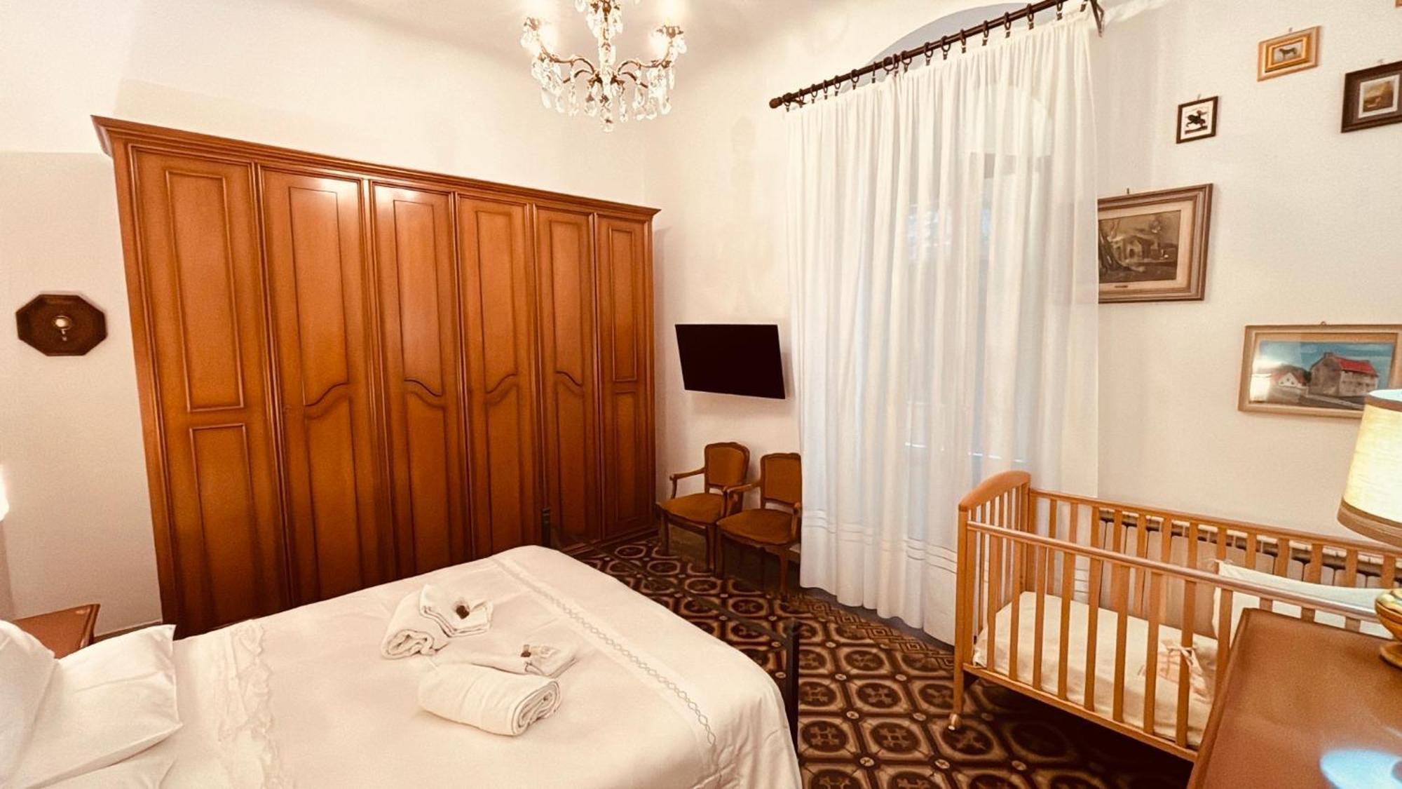 Appartamento Retro-Chic In La Spezia Buitenkant foto