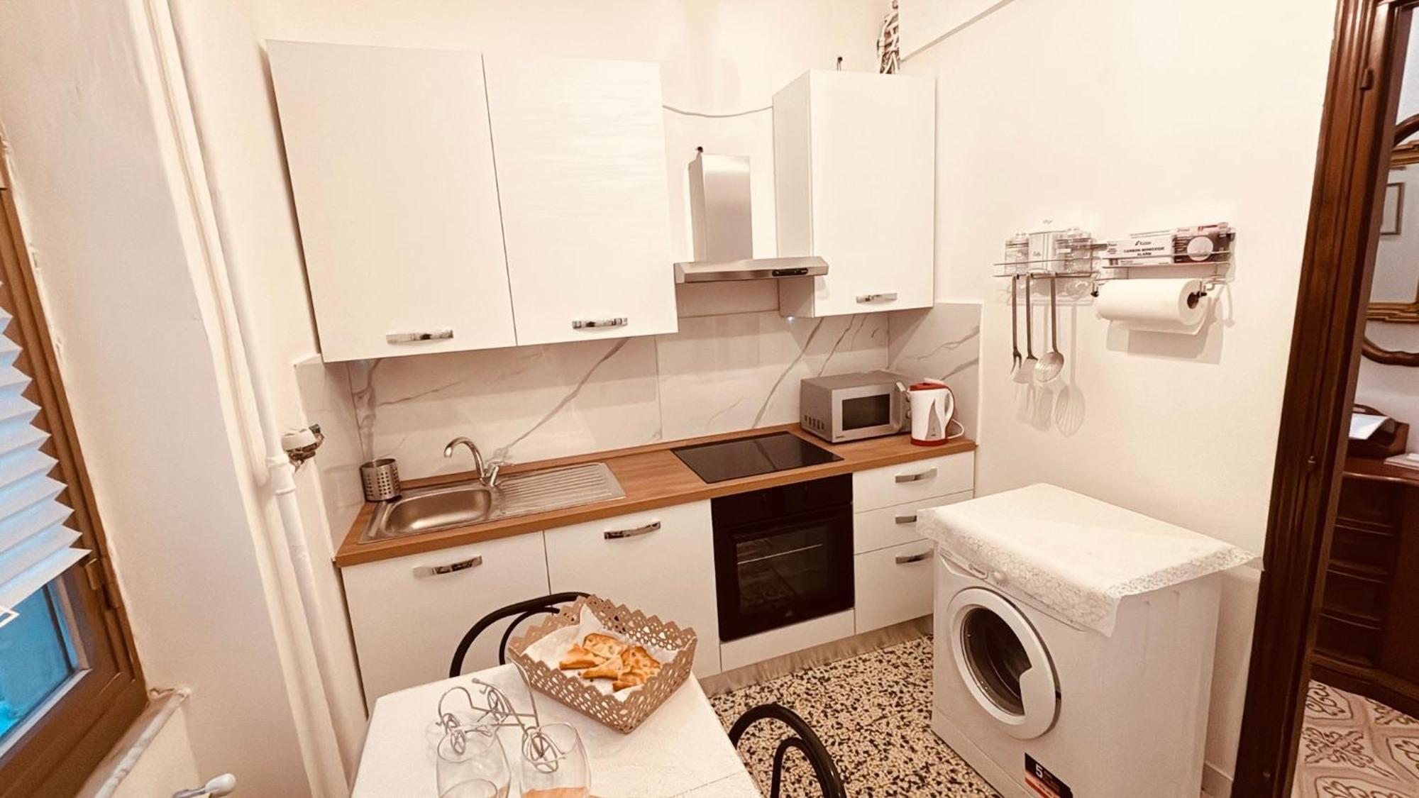 Appartamento Retro-Chic In La Spezia Buitenkant foto