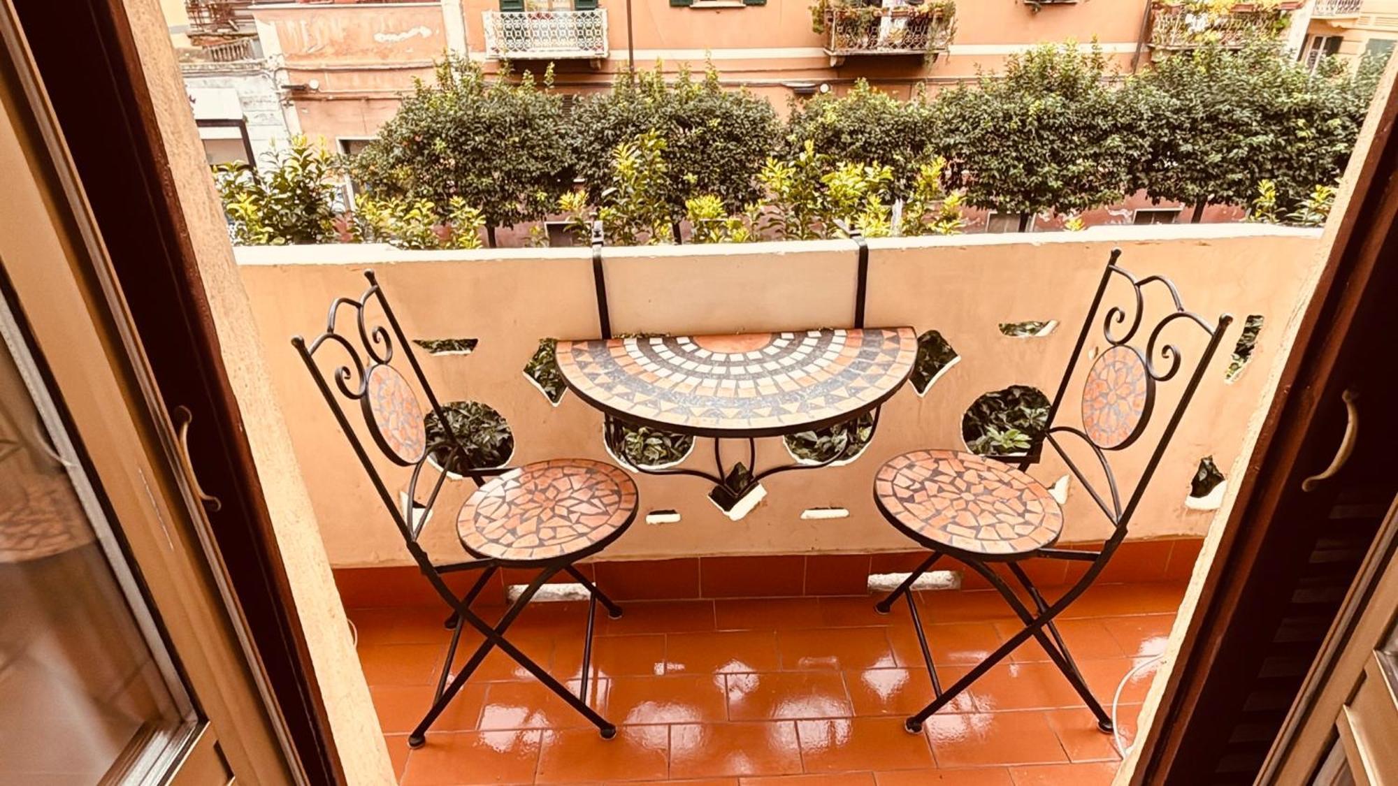 Appartamento Retro-Chic In La Spezia Buitenkant foto
